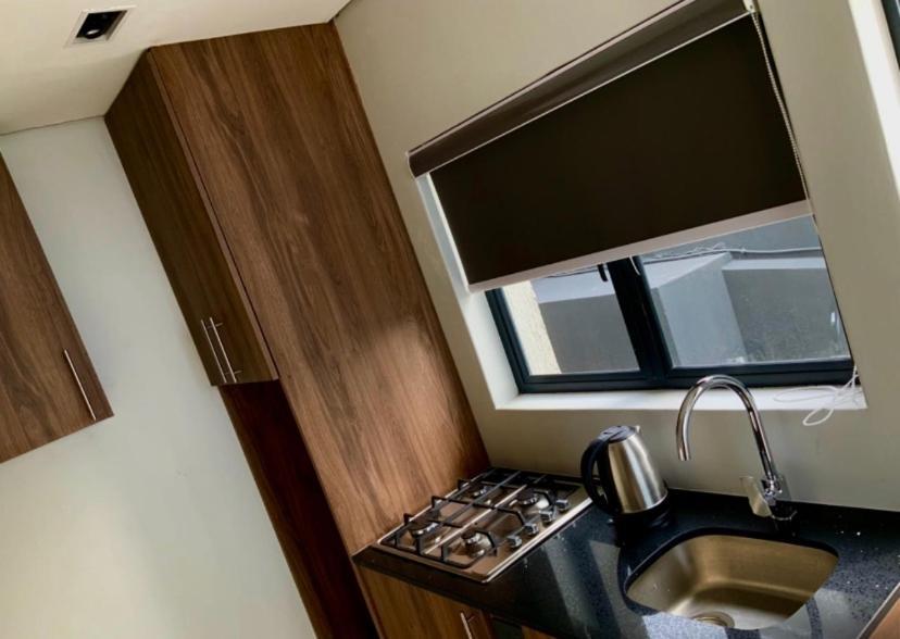 Lovely 1 Bedroom Apartment Ciudad del Cabo Exterior foto